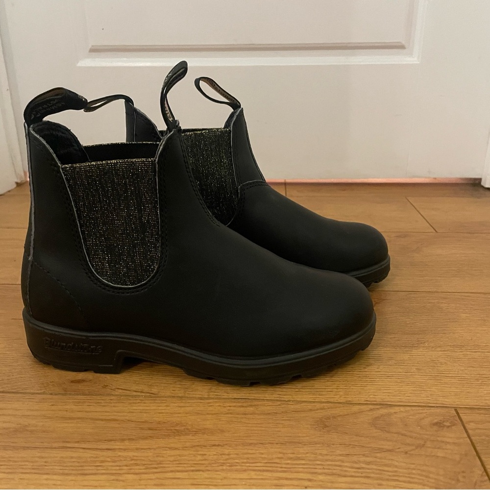 Blundstone 2031 Black Ankle Boots with Glitter Sides